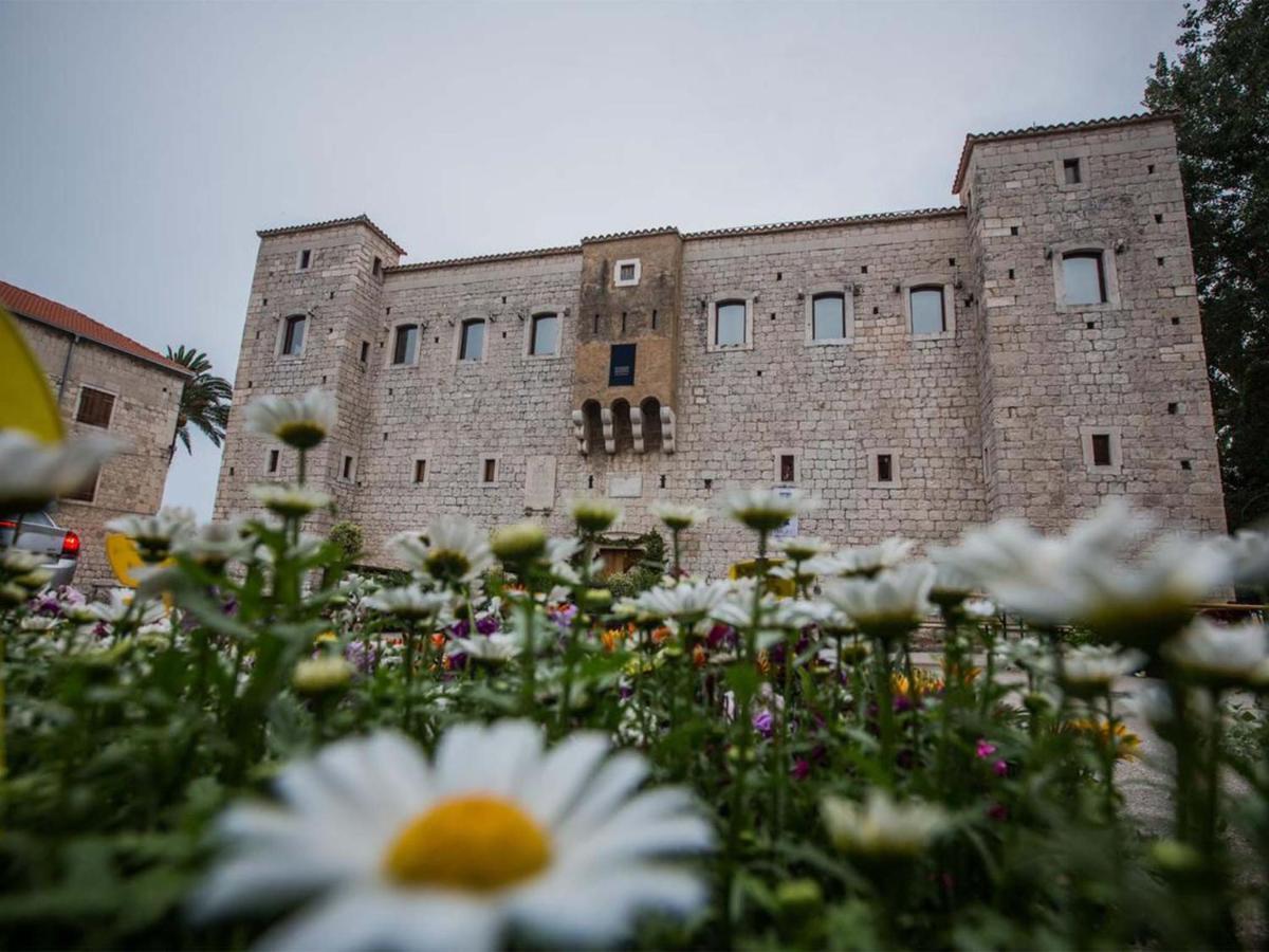 Ferienwohnung Dalmatian White Shell Kaštela Exterior foto